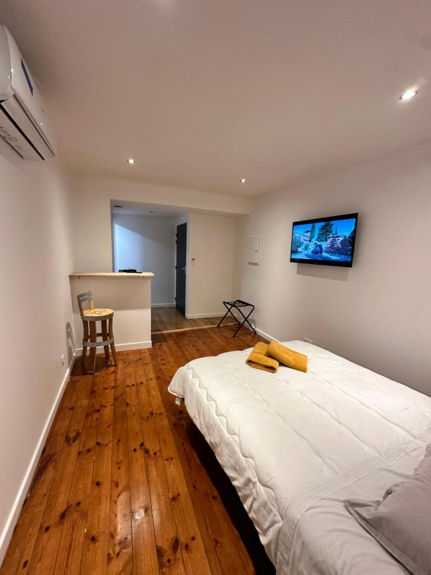 Chambre2 Face Au Donjon Пон Экстерьер фото